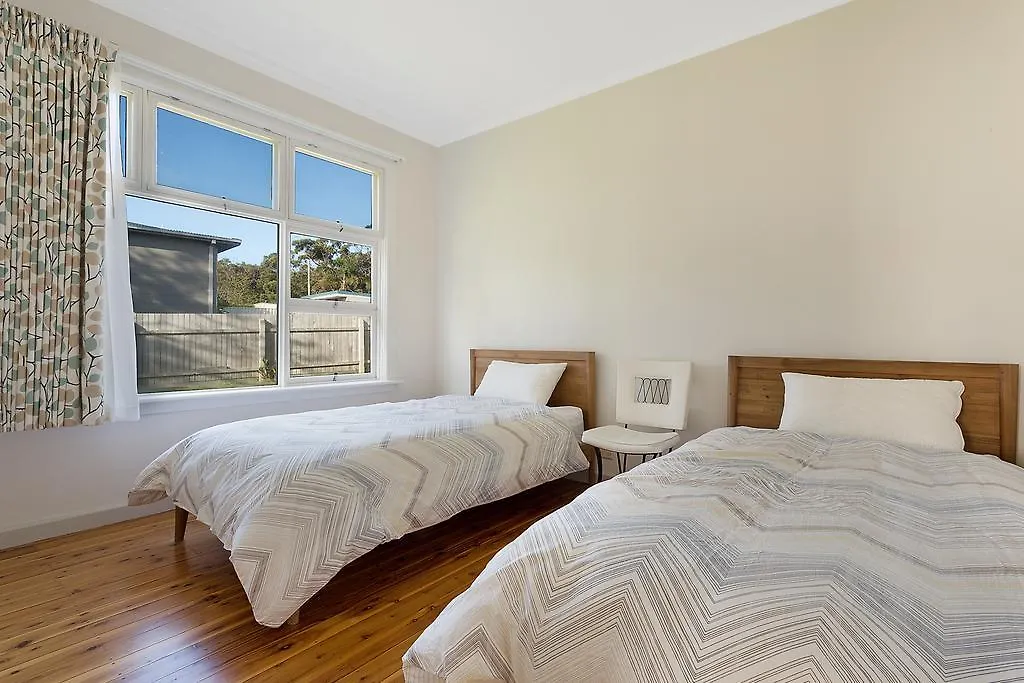 Holiday home The 50'S Beach House Merimbula Australia