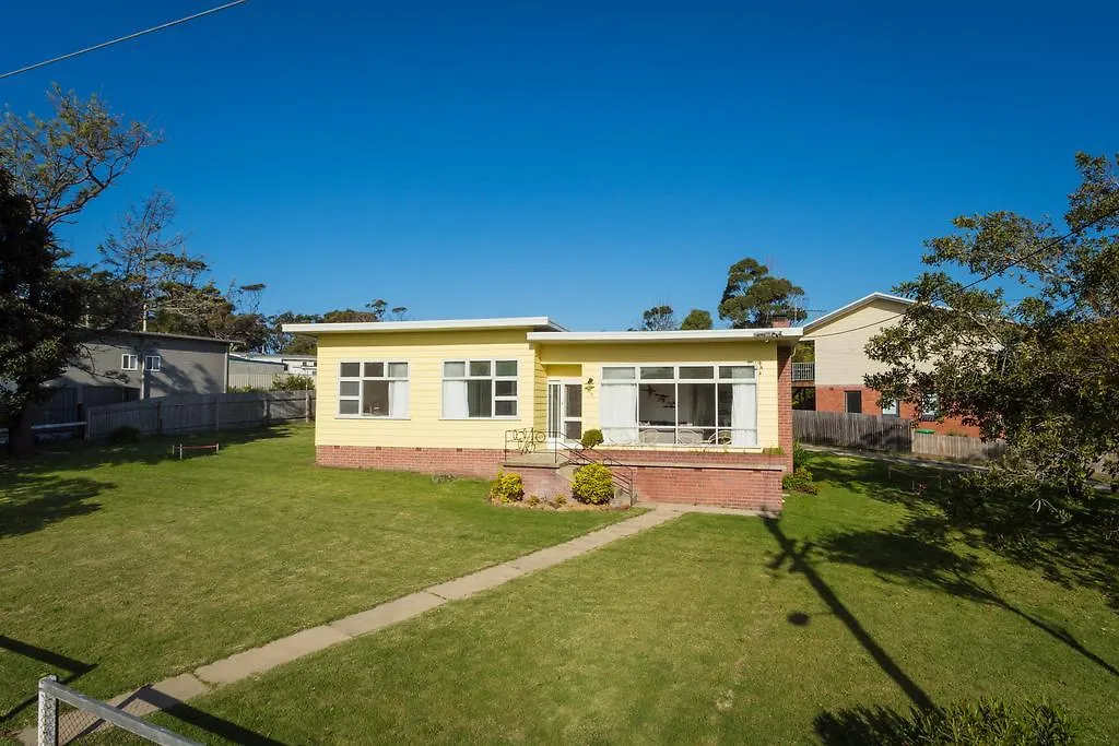 The 50'S Beach House Merimbula Holiday home